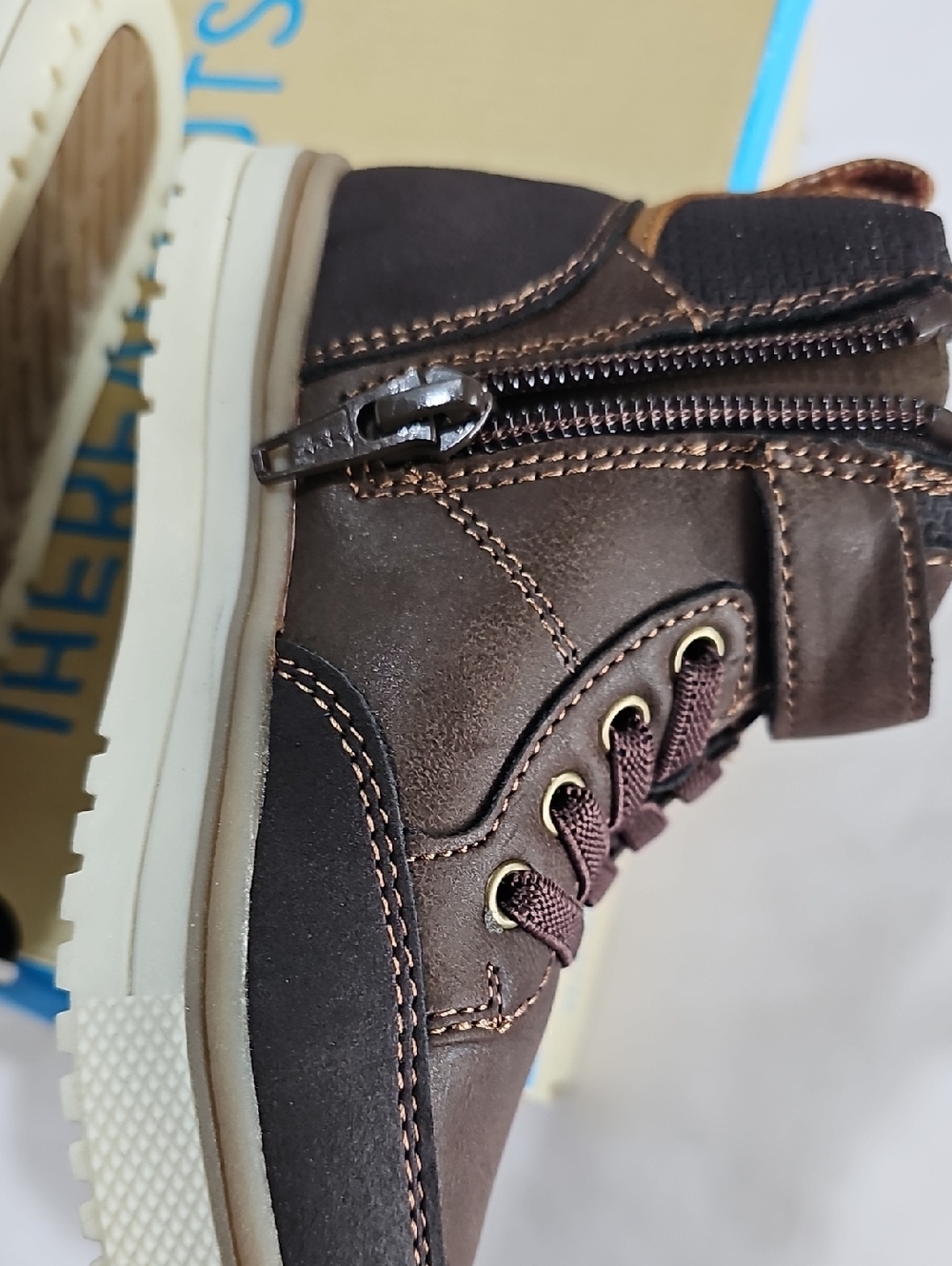 Thereabouts Toddler Boys Lil Asher Brown Flat Heel Lace Up Boot. Size 7 (604) - Picture 7 of 11